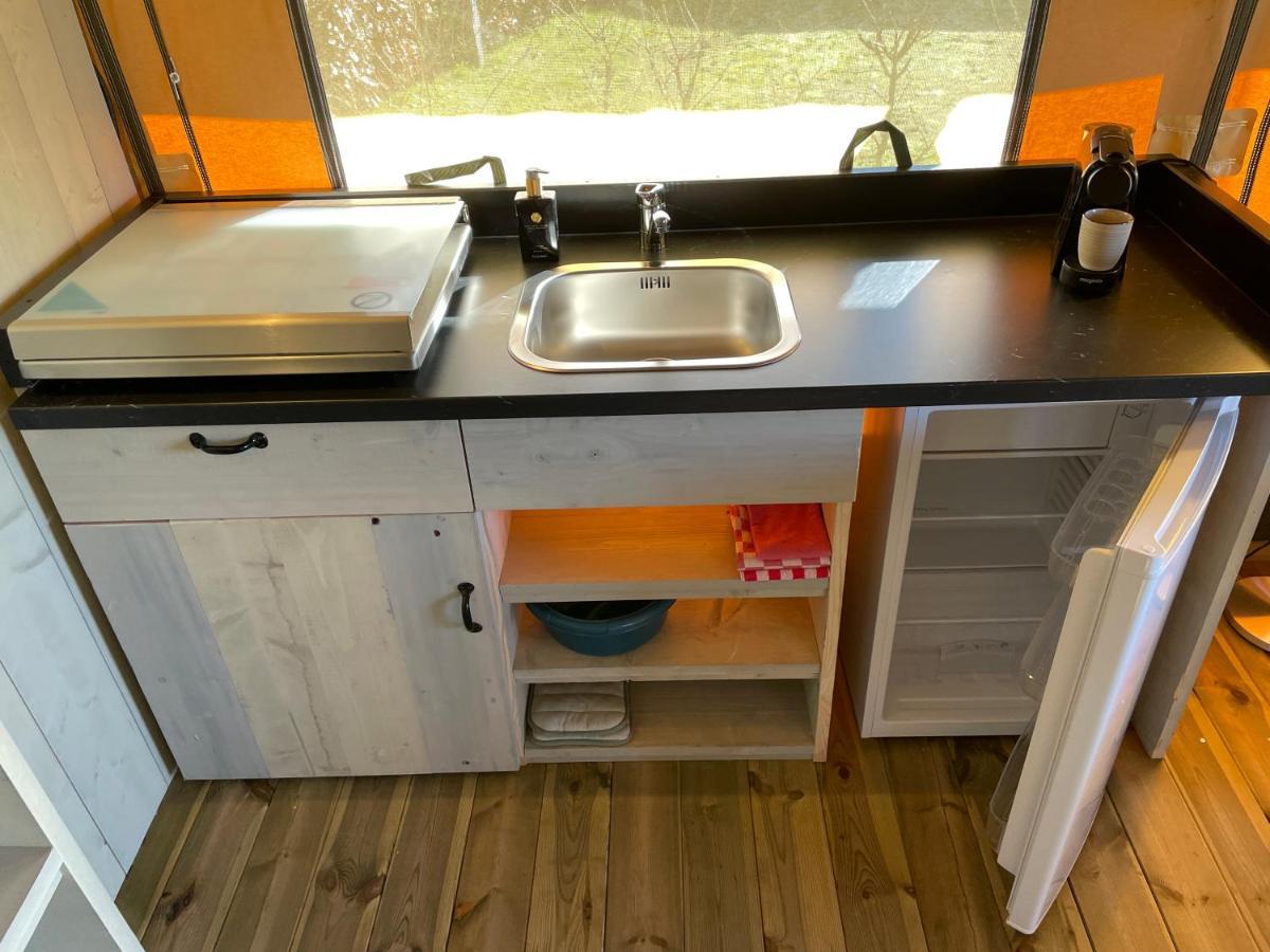 Luxe Safaritenten Petit013 - Nieuw Tilburg Bagian luar foto